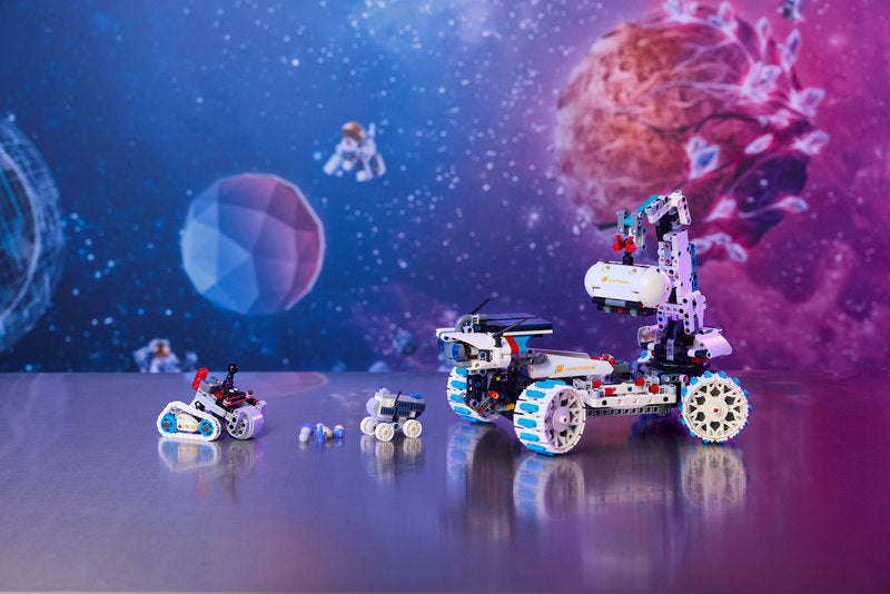 LEGO Technic 42211 veicolo spaziale rover lunare lunar outpost™