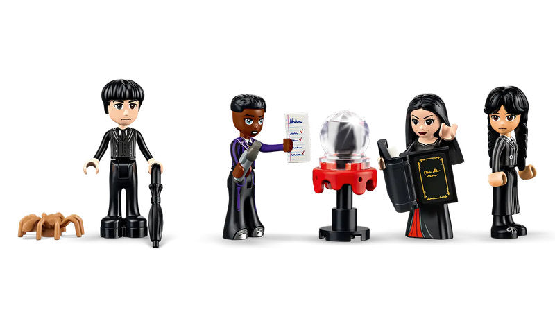 LEGO Wednesday 76786 il cottage di morticia
