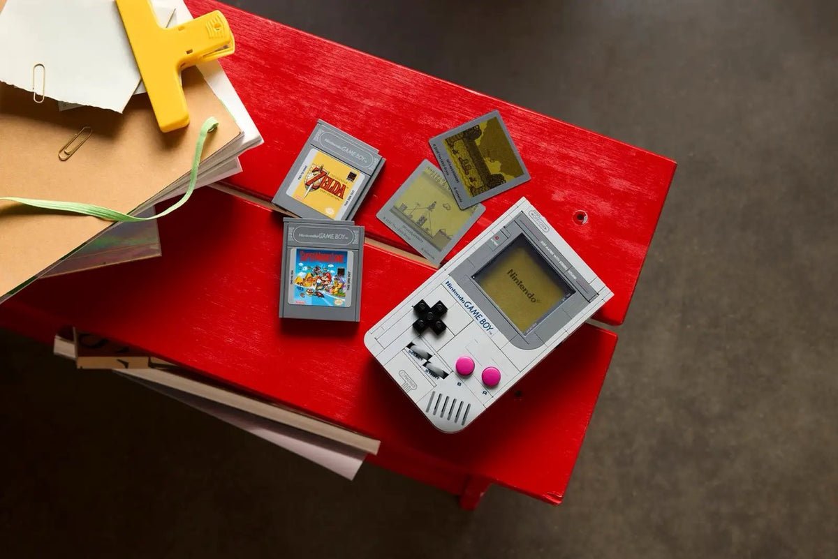LEGO Icons 72046 lego game boy