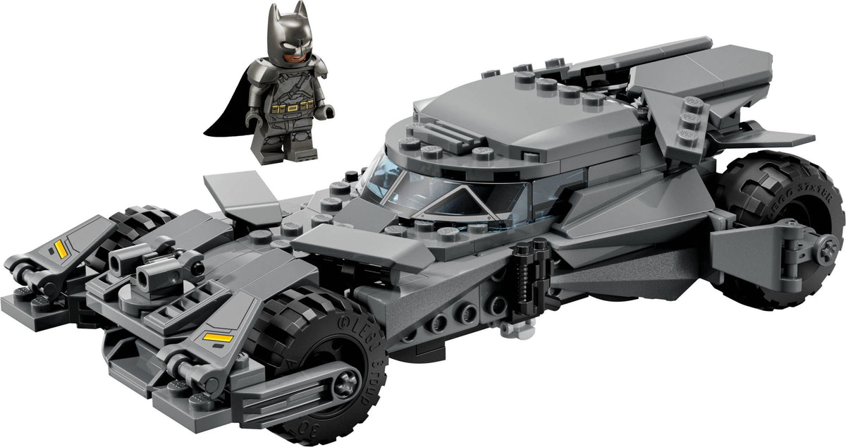76331 - batman v superman™ batmobile™