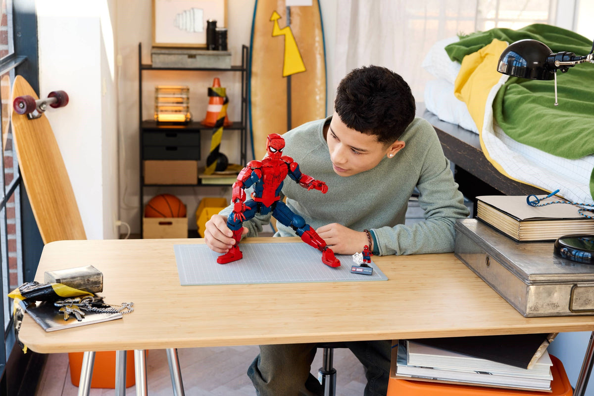 76346 - personaggio di spider-man