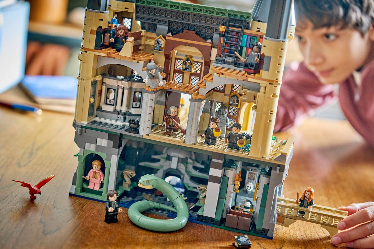 LEGO Harry Potter 76473 castello di hogwarts™: ala est