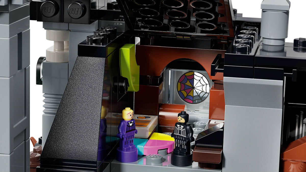 LEGO Wednesday 76788 nevermore academy