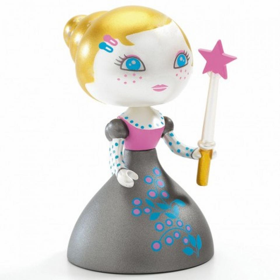 arty toys - artic andora limited edition